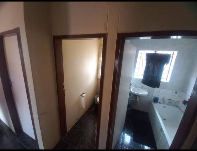 3 BEDROOM HOUSE FOR SALE IN PHILIP NEL PARK